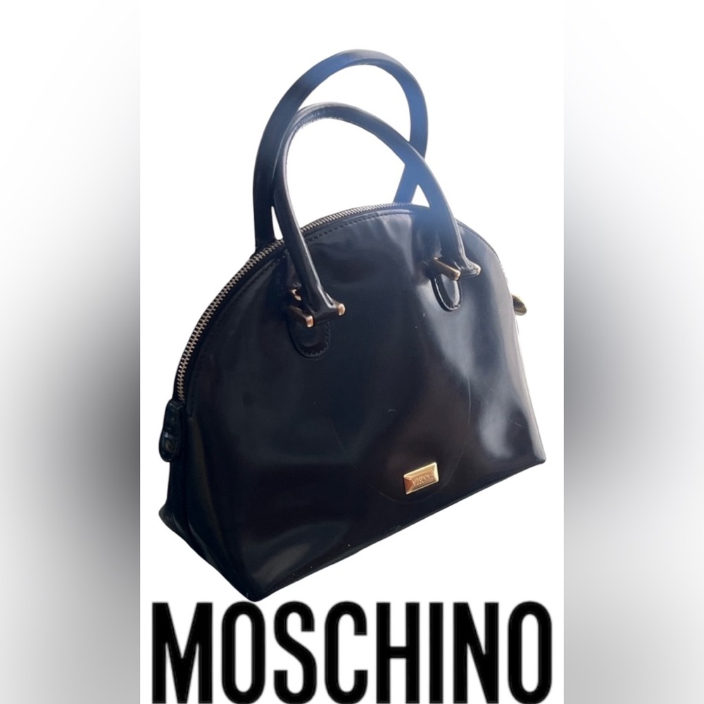 Vintage small MOSCHINO black zippered handbag 80’s Leatherer Made in Italy 🇮🇹❤️